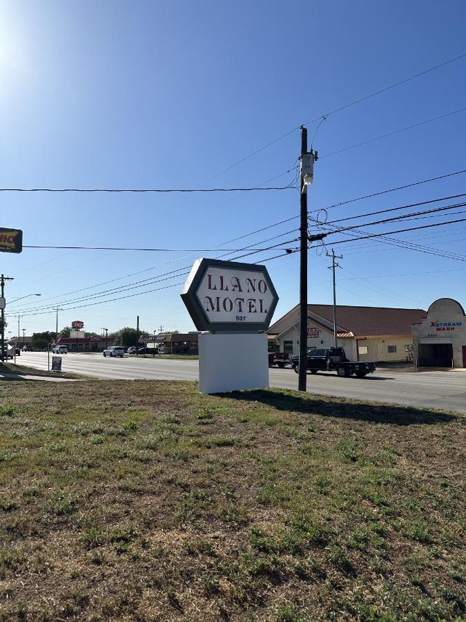 Llano Motel ภายนอก รูปภาพ
